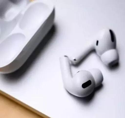 49% OFF REPUBLIC DAY SALE AIRPODS AND WATCH FREE